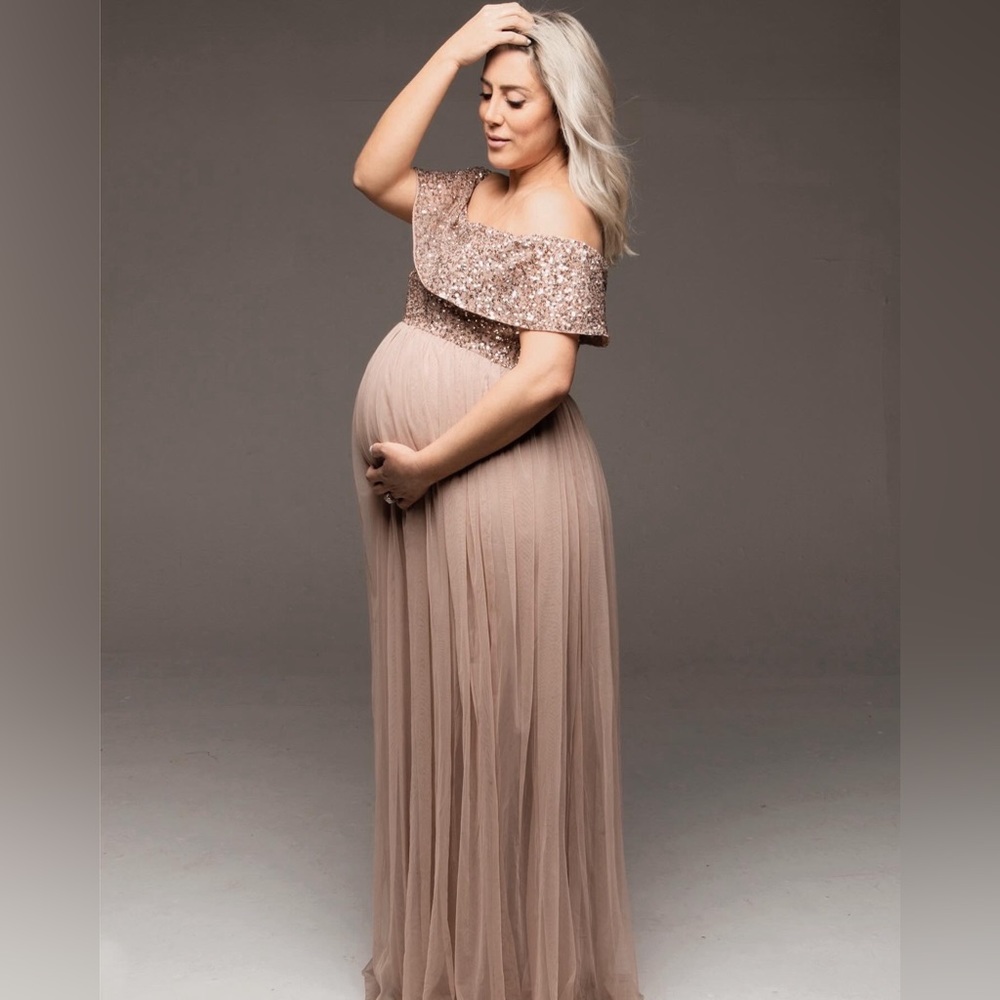 Nude Sequin Dress! Perfect for a maternity shoot!